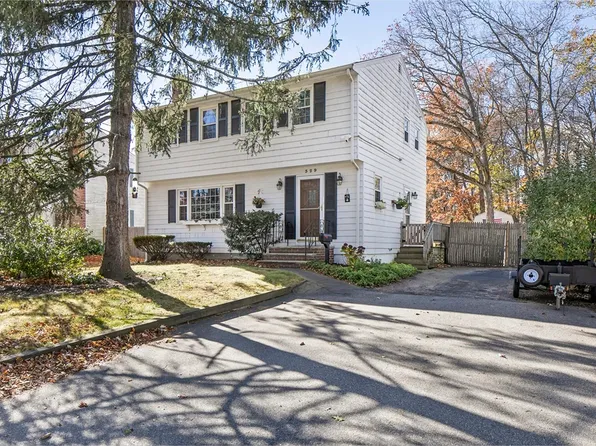 329 Rockland St, Brockton, MA 02301