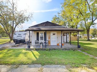 5917 South St, Stilesville, IN 46180