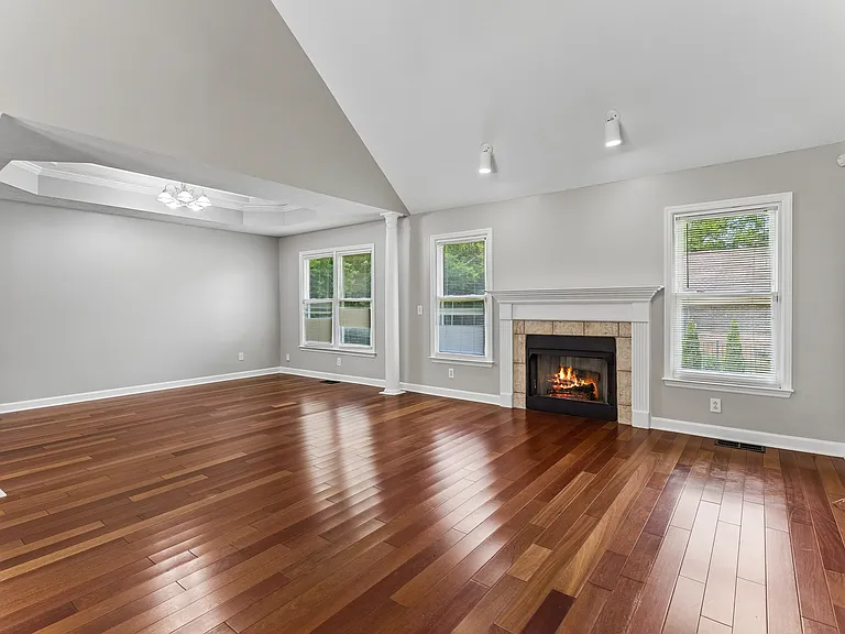 131 Savannah Ridge Dr — Photo 18