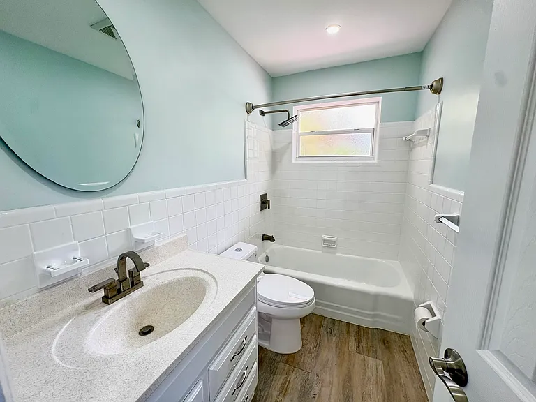 720 SE 15th St #1 — Photo 6