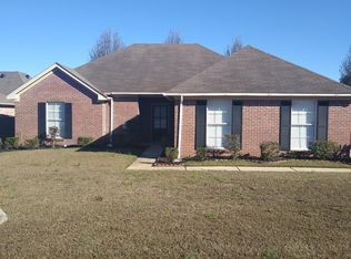 706 Trinity Ln, Ridgeland, MS 39157