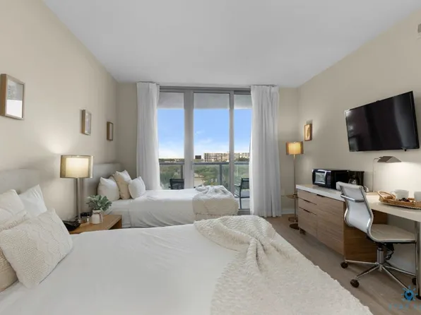 2602 E Hallandale Beach Blvd, Hallandale, FL