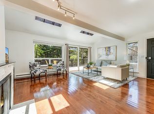 606 4th St APT A, Kirkland, WA 98033
