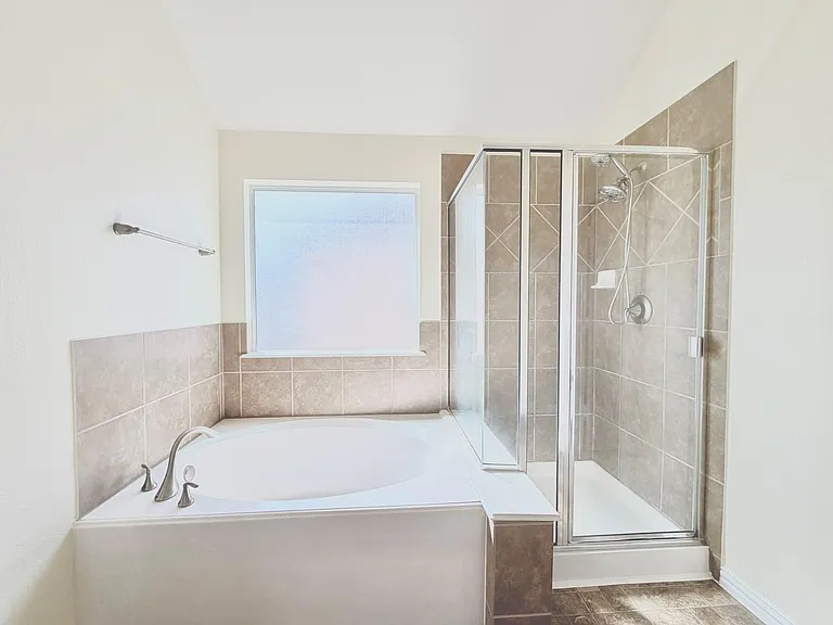 24514 Hikers Bend Dr — Photo 19
