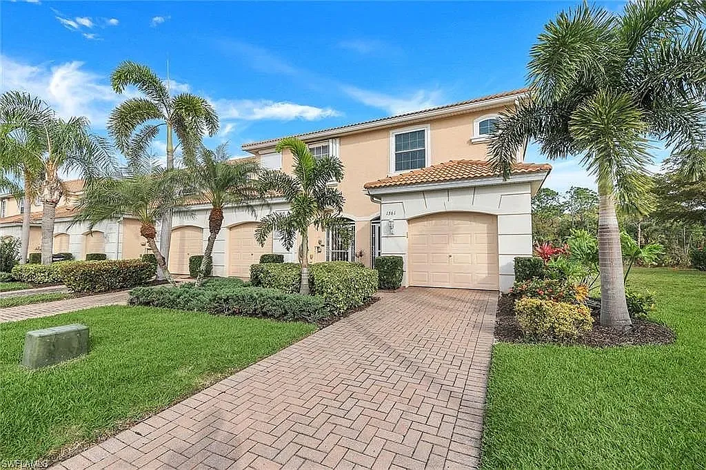 1361 Weeping Willow Ct — Photo 1