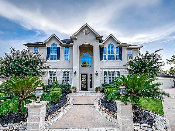 2nd image of 23718 Collinford Ct