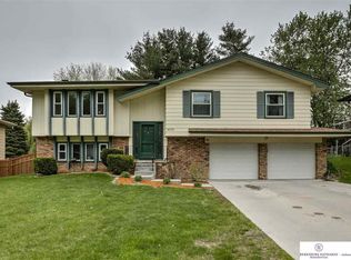 14735 Drexel St, Omaha, NE 68137