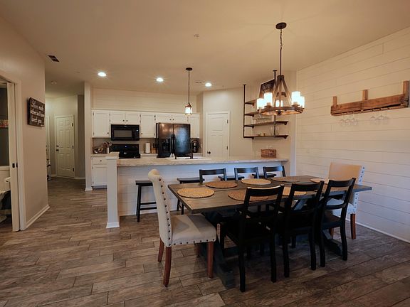 5th image of 189 Shetland Ln