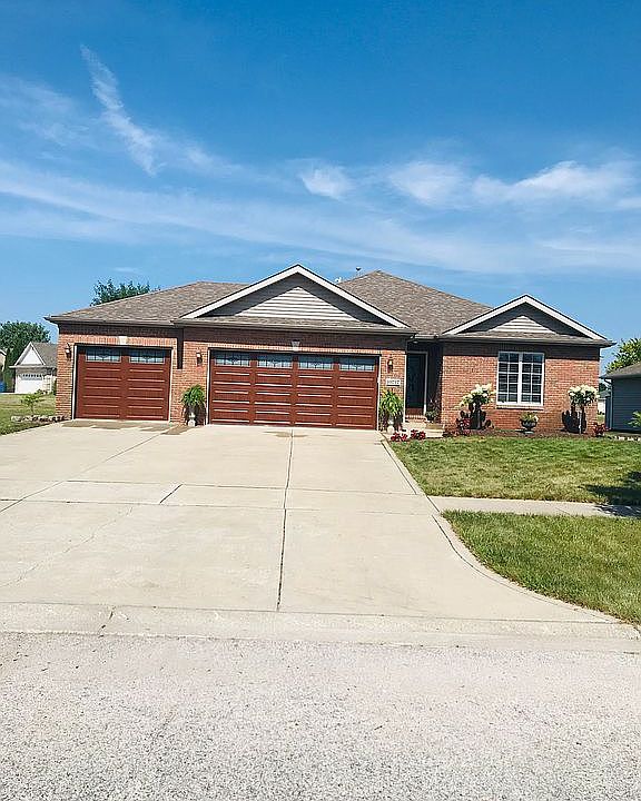 1st image of 10717 Heather Dr