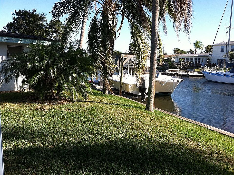 2nd image of 490 Sandpiper Dr