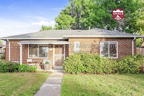 3075 N Dahlia St Photo 1