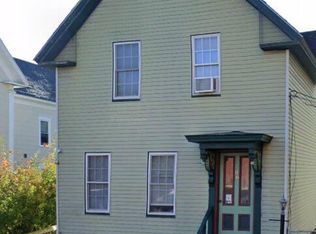 96 School St APT 1, Manchester, NH 03102
