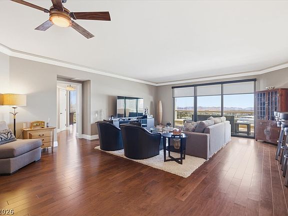 4th image of 2857 Paradise Rd Unit 1603