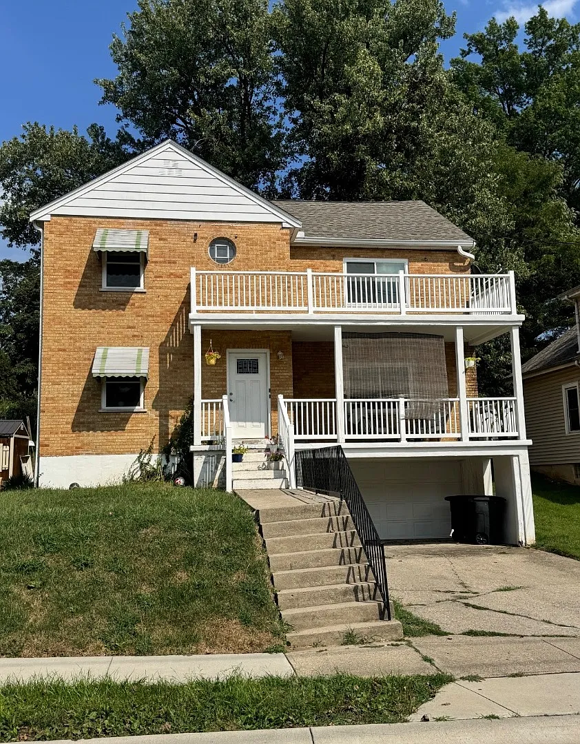 40 Wilbers Ln - unit 2 — Photo 1