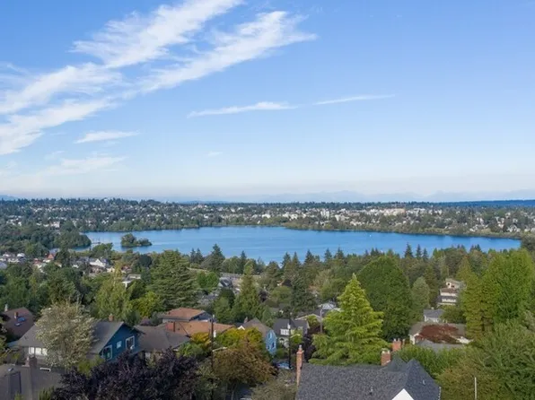 421 N 63rd St, Seattle, WA 98103