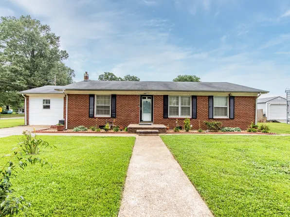 205 Long St, Savannah, TN 38372