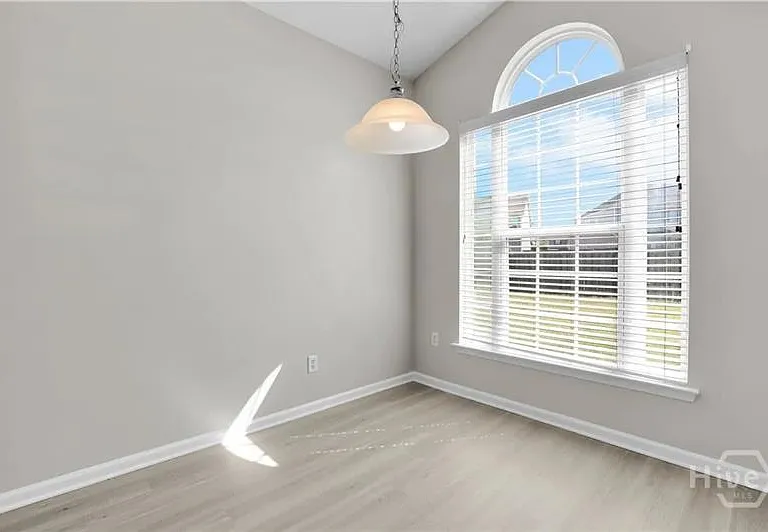 218 Willow Point Ln — Photo 31