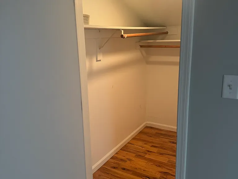 190 Tomlinson Ave #3 — Photo 7