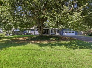 6432 Ichabod Pl, Falls Church, VA 22042