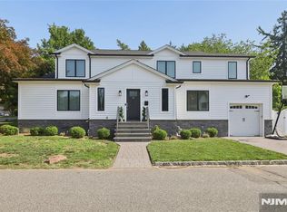 68 Serpentine Road, Demarest, NJ 07627