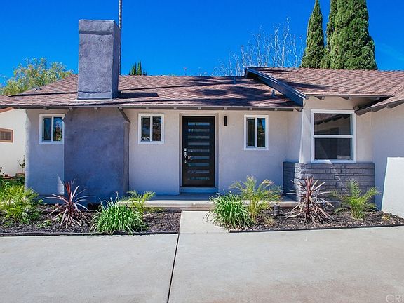 2nd image of 8021 Variel Ave