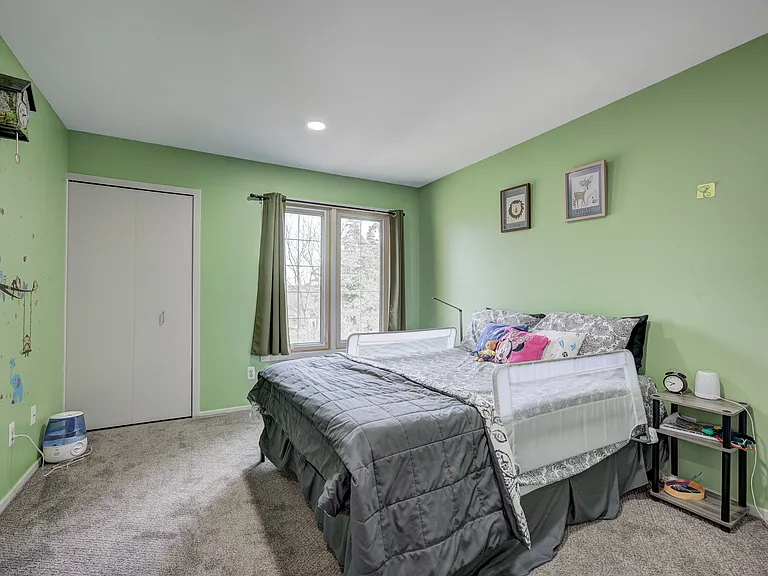 6255 Celeste Rd — Photo 18