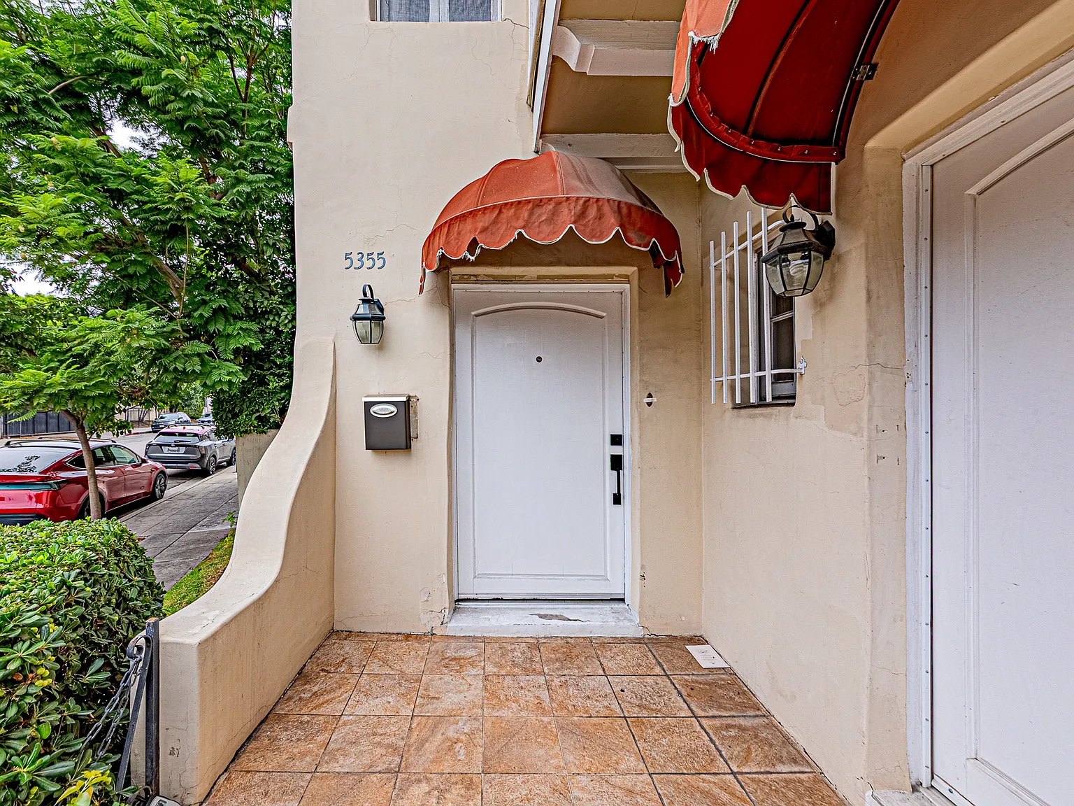 3 bed, 1.5 bath, 1500 sqft, $4,200 — Photo 3
