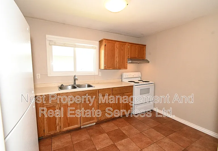 8077 Rochester Cres #A — Photo 7