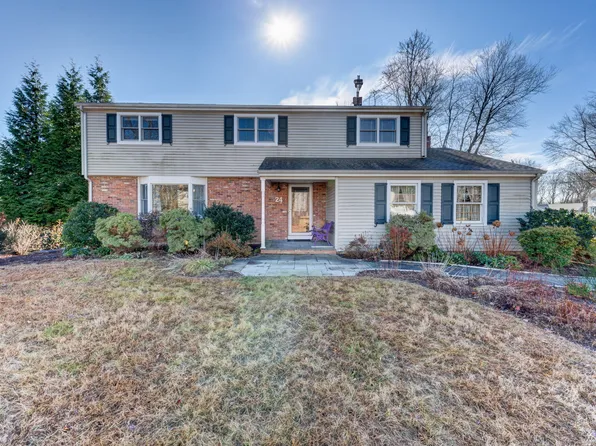 24 Wildwood Road, Wethersfield, CT 06109