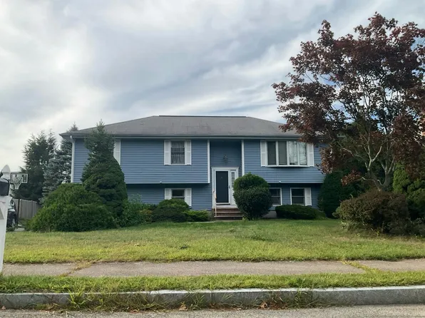 7 Autumn St, Norwood, MA 02062