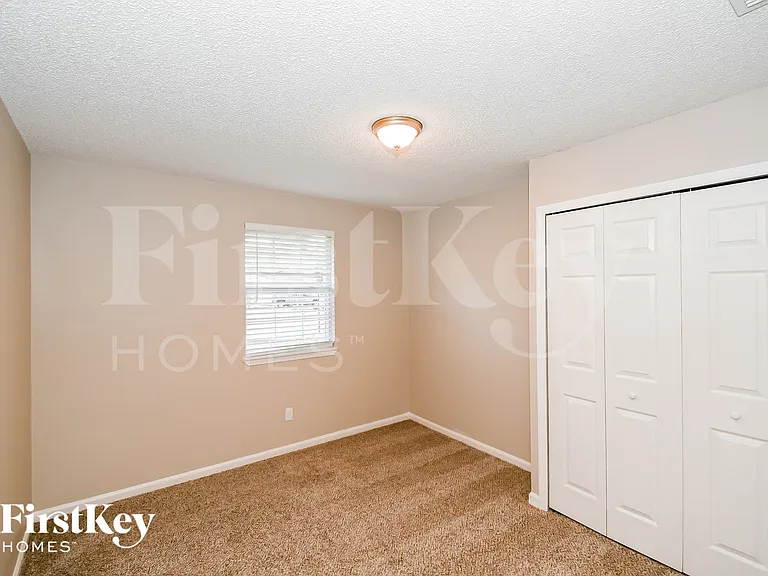 10860 Hoof Print Dr — Photo 11