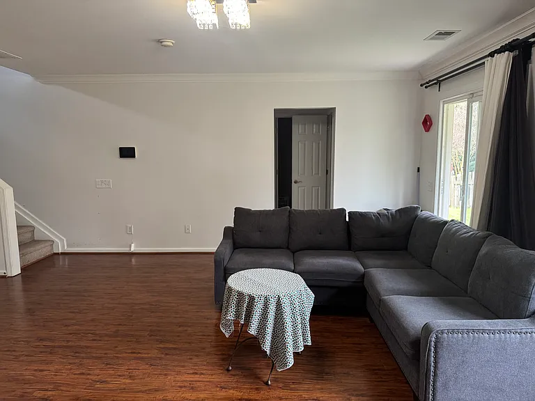 9327 Bellegarde Dr — Photo 24
