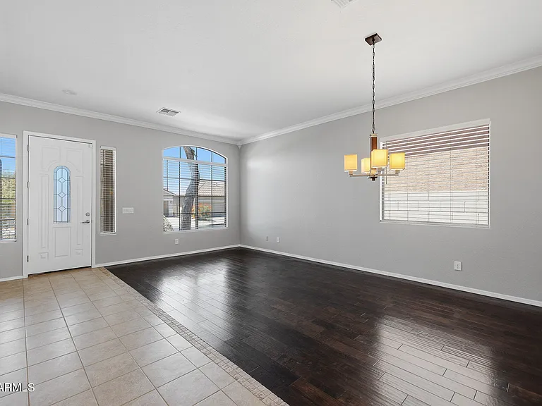 2418 W Red Range Way — Photo 2