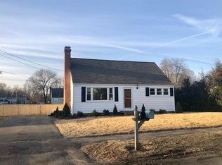 27 Campbell Dr, Agawam, MA 01001