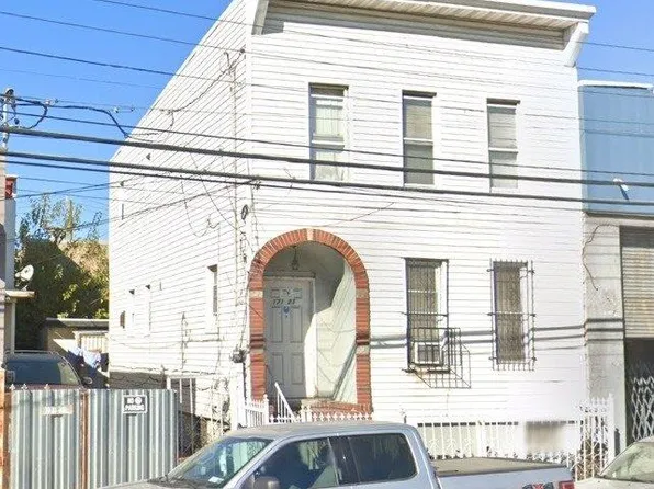 171-23 Liberty Avenue, Jamaica, NY 11433
