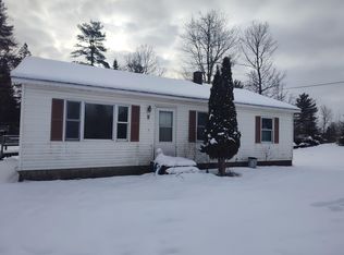1289 Bugbee Crossing Rd, West Burke, VT 05871