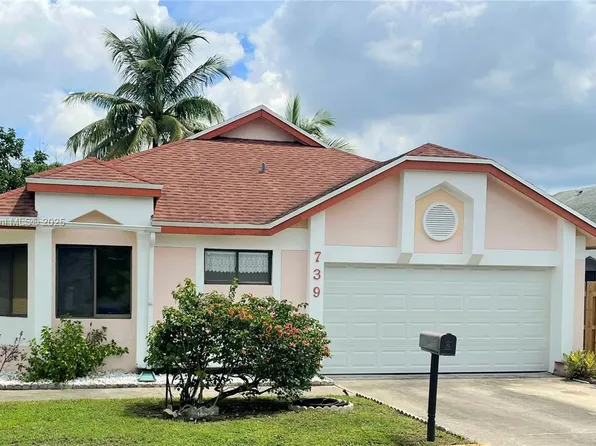739 Holly St, Pompano Beach, FL 33068