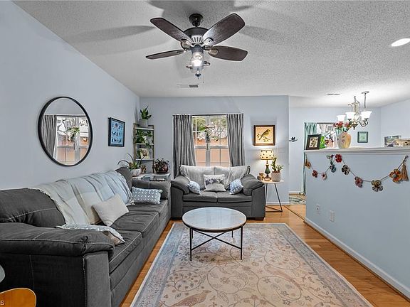 4th image of 1206 Edenham Way