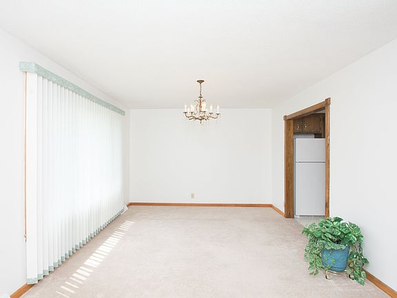2nd image of 510 Paula Dr