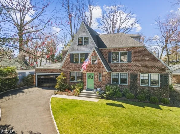 4 Woodland Crescent, South Orange Village Twp., NJ 07079