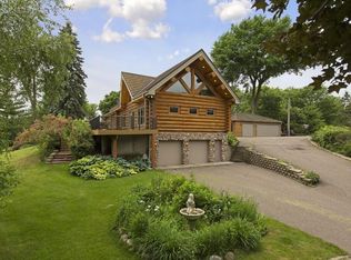 2010 Shoreline Dr, Wayzata, MN 55391