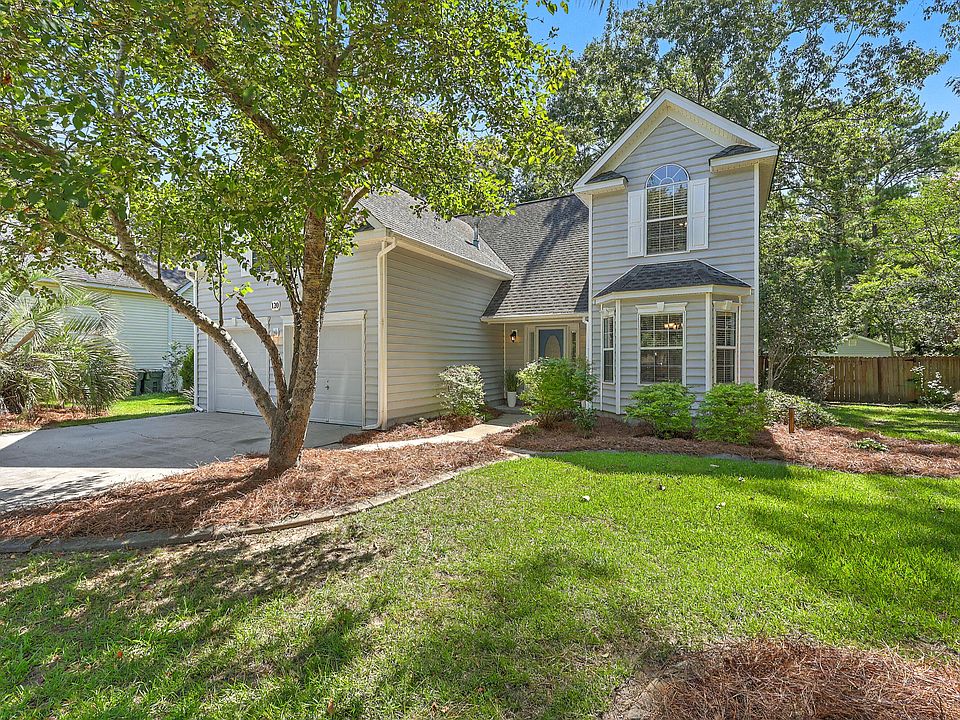 1st image of 120 Tattingstone Way