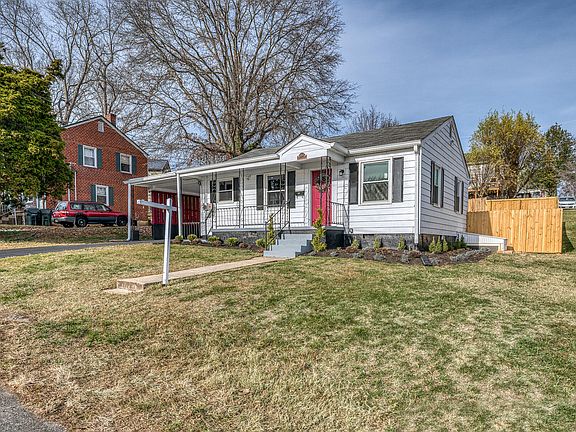3rd image of 1217 Norway St