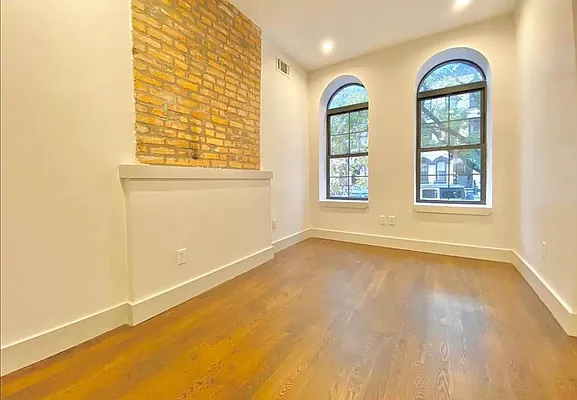 Rented by Doorway NYC, LLC | media 3