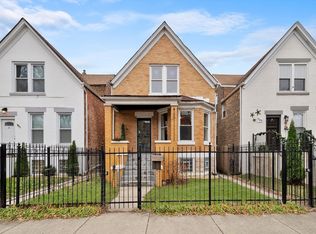 949 N Central Park Ave, Chicago, IL 60651