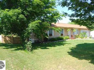 7150 S Lake Leelanau Dr, Traverse City, MI 49684