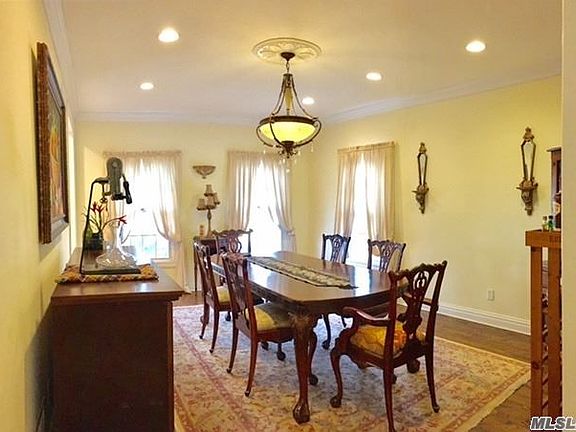5th image of 88 Parkwold Dr S