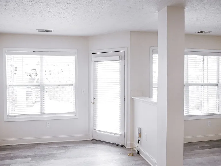 Fountain Park Apartments | Specials Available — Photo 22