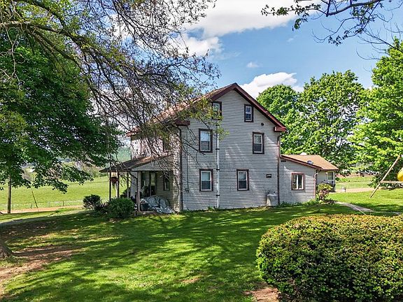 4th image of 1599 Sanctuary Rd
