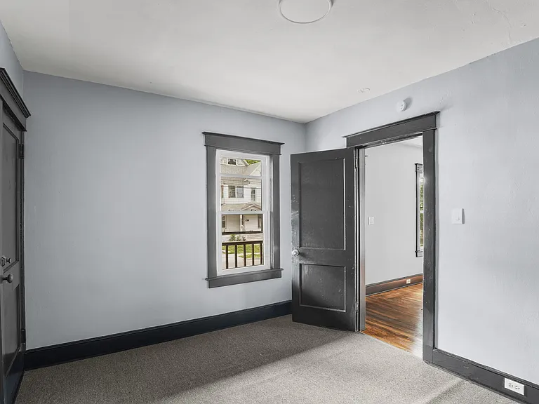 190 Saint Charles St #3 — Photo 6